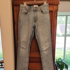 Old Navy Slim Fit 360 Jeans in Light Wash